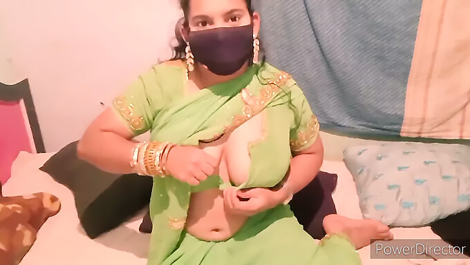 Indian Milf Gets Her Nipples Played And Cums Hard