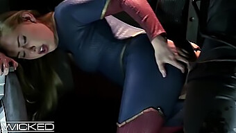 Supergirls Anal Adventures: En Bdsm Fantasy