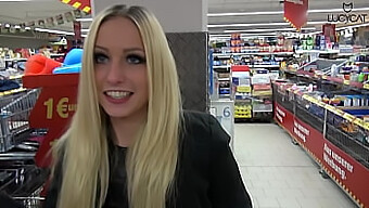 Lucy Dobi Velik Kurac V Javnosti V Supermarketu - Analno In Cumshot