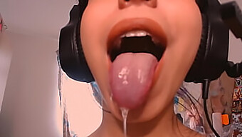 Bekijk De Beste Ahegao-Spitcompilatie Aller Tijden - Anime-Babes Met Een Fetisj Om Te Spugen - Faphouse