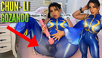 Cosplay Chun Li Của Li In Trở Nên Ướt Át Và Hoang Dại Với Máy Rung